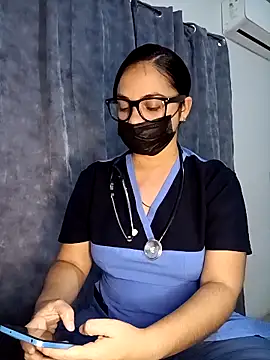 MEGAN X0XX online show from December 18, 2025, 9:43 pm