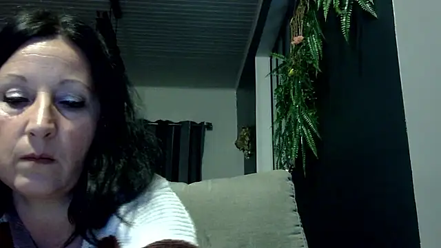 feline27 online show from January 12, 2026, 5:07 pm