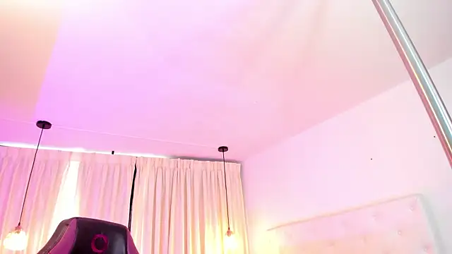 BonnieBad01 online show from January 27, 2025, 6:20 pm