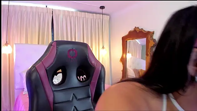 Snapshot of BonnieBad01 chatting on October 15, 2025, 4:29 pm BonnieBad01 online show from October 15, 2025, 4:29 pm