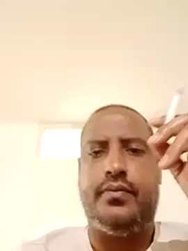 Snapshot of bink1982 chatting on January 5, 2026, 5:38 pm bink1982 online show from January 5, 2026, 5:38 pm