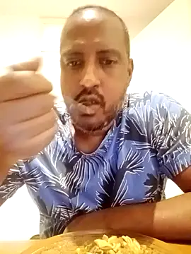 Snapshot of bink1982 chatting on January 13, 2026, 5:51 pm bink1982 online show from January 13, 2026, 5:51 pm