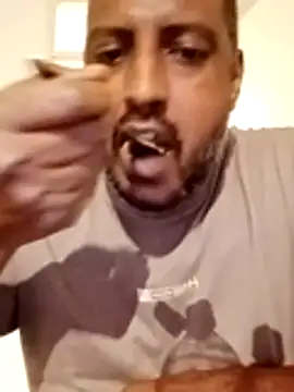 Snapshot of bink1982 chatting on January 14, 2026, 4:34 pm bink1982 online show from January 14, 2026, 4:34 pm