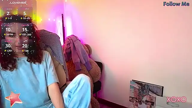 xx adrihanna xx online show from January 24, 2025, 6:24 am