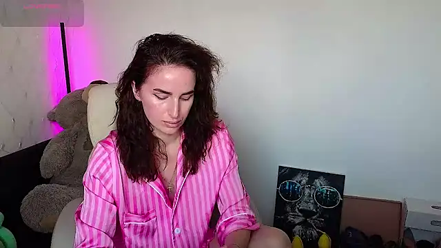 xx adrihanna xx online show from February 5, 2025, 6:13 am