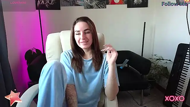 xx adrihanna xx online show from February 28, 2025, 6:21 am