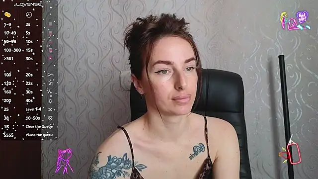 xx adrihanna xx online show from June 8, 2026, 6:03 am