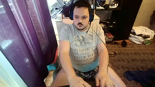 Bebemickey75 online show from March 8, 2025, 11:16 am