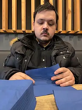 Bebemickey75 online show from March 11, 2025, 9:34 am