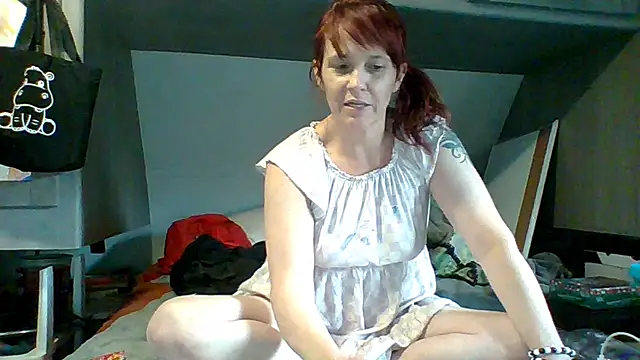 spundarella420 online show from January 2, 2025, 8:57 pm