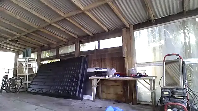 spundarella420 online show from April 24, 2026, 4:20 pm