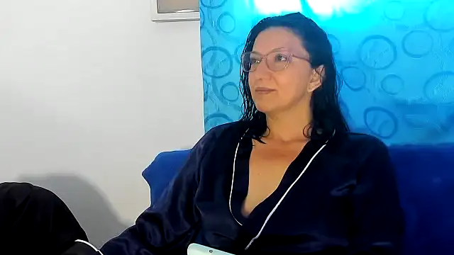Angelblue  online show from April 24, 2026, 1:35 pm