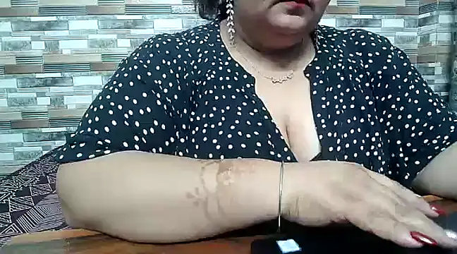 Sexy raman  online show from December 4, 2024, 10:57 am