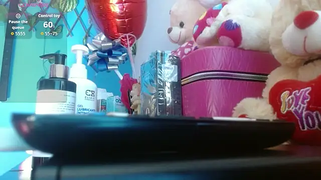 Snapshot of wendy_rivera_ chatting on October 11, 2025, 10:58 am wendy rivera  online show from October 11, 2025, 10:58 am