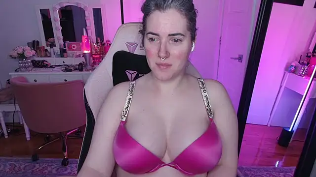 rachelbrooksxx online show from September 8, 2025, 6:29 pm