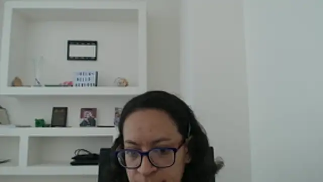 Snapshot of evelin_king chatting on October 25, 2025, 3:18 pm evelin king online show from October 25, 2025, 3:18 pm