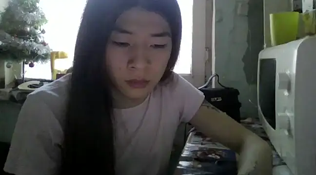 CarlyJoy online show from January 6, 2025, 11:29 am