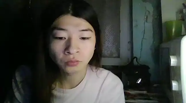 CarlyJoy online show from January 7, 2025, 1:35 pm