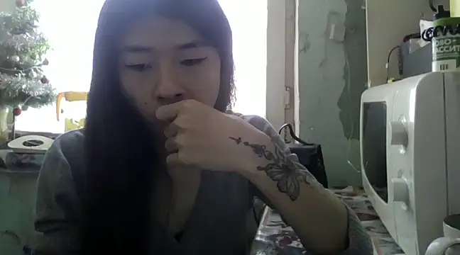 CarlyJoy online show from January 12, 2025, 10:12 am