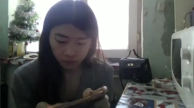 CarlyJoy online show from January 13, 2025, 9:52 am