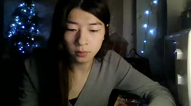 CarlyJoy online show from January 14, 2025, 6:49 pm