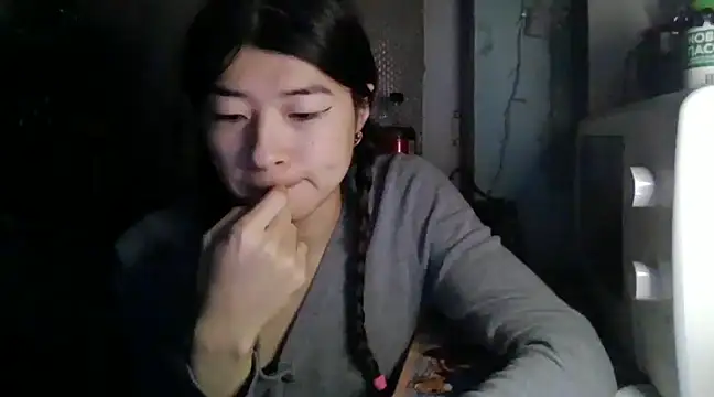 CarlyJoy online show from January 15, 2025, 2:02 pm