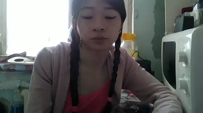 CarlyJoy online show from January 30, 2025, 6:03 am