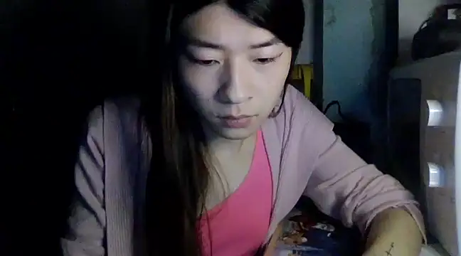 CarlyJoy online show from February 7, 2025, 4:14 pm