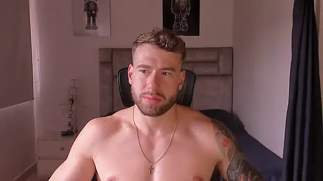 paul rogerr online show from November 2, 2025, 4:42 pm