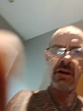 deepstroker42071 online show from January 9, 2026, 3:09 am