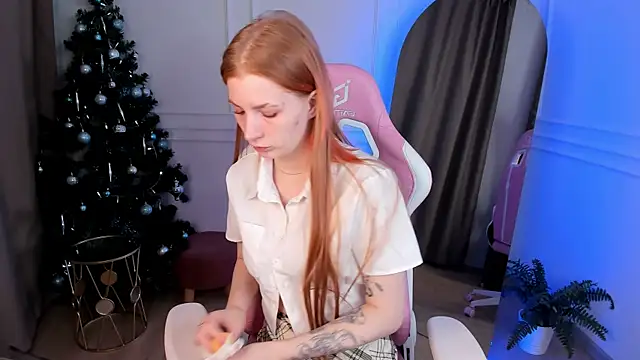 Mira  Blush online show from December 15, 2024, 1:43 pm