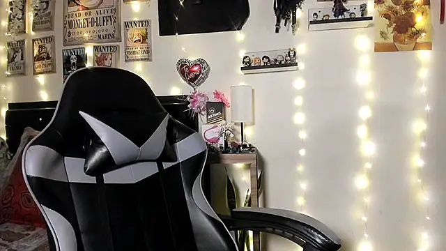 Snapshot of Cristal_Jonas@xh chatting on September 26, 2025, 5:44 am Cristal Jonasxh online show from September 26, 2025, 5:44 am