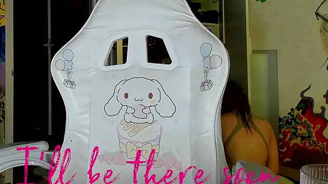 Sunny Mouse  online show from September 12, 2025, 4:51 pm