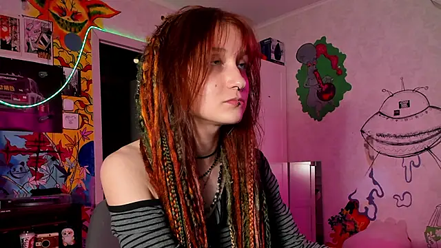 Snapshot of Sunny_Mouse_ chatting on June 17, 2026, 6:42 pm Sunny Mouse online show from June 17, 2026, 6:42 pm