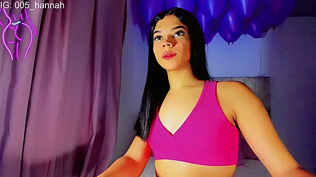 Hannahsmit online show from October 31, 2025, 10:49 am