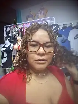 Snapshot of ROSALIALUCY chatting on September 25, 2025, 1:59 pm ROSALIALUCY online show from September 25, 2025, 1:59 pm