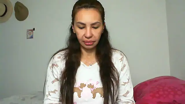 Snapshot of salome__milf chatting on October 9, 2025, 4:10 am salome  milf online show from October 9, 2025, 4:10 am