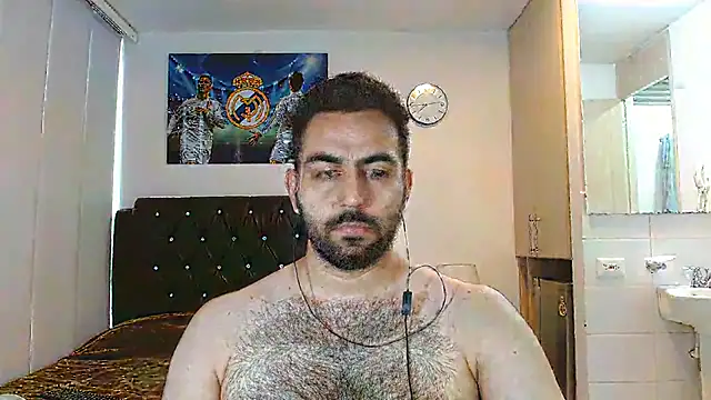 omarmohammedhot2 online show from December 21, 2024, 9:04 pm