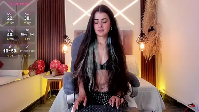 dasha-rodrigues online show from April 17, 2026, 3:59 pm