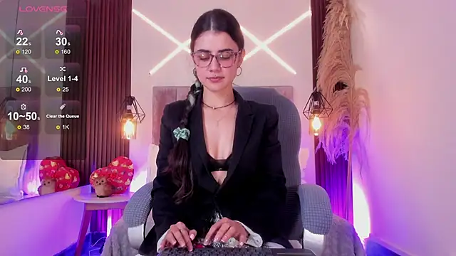 dasha-rodrigues online show from June 11, 2026, 1:53 pm