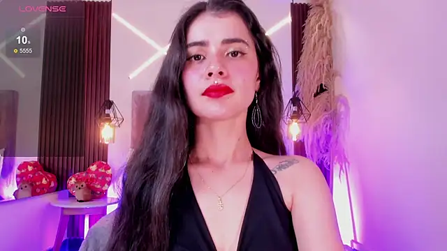 dasha-rodrigues online show from June 13, 2026, 2:15 pm