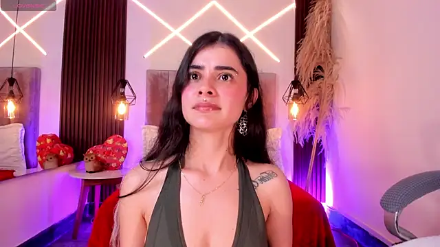dasha-rodrigues online show from July 28, 2026, 2:13 pm