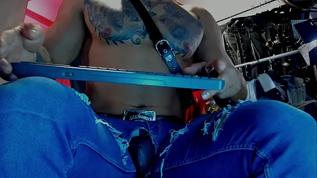 billyMayer  online show from December 25, 2024, 9:00 pm