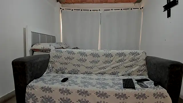 Danna 777 online show from February 11, 2026, 9:09 pm