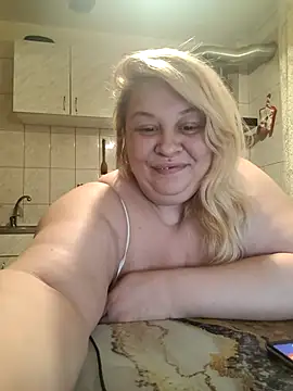 Snapshot of AriannaMilf chatting on October 26, 2025, 10:04 pm AriannaMilf online show from October 26, 2025, 10:04 pm