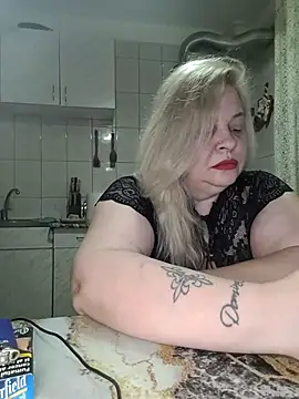 AriannaMilf online show from May 9, 2026, 8:03 pm