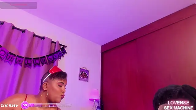 DianaBrownXX online show from October 28, 2025, 3:54 am