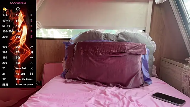 barbiegirl66 online show from September 21, 2025, 7:10 am