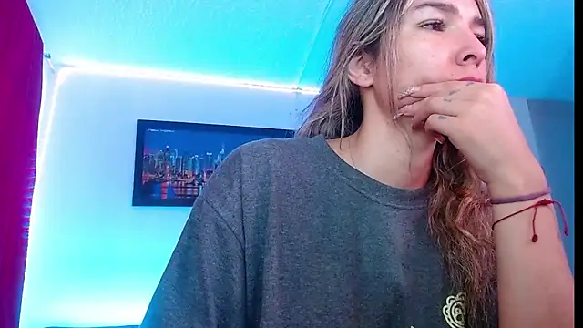 Snapshot of Niky_777 chatting on September 17, 2025, 7:15 pm Niky 777 online show from September 17, 2025, 7:15 pm