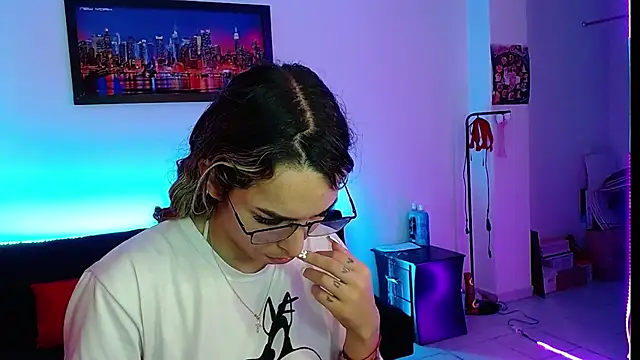 Snapshot of Niky_777 chatting on September 25, 2025, 8:56 pm Niky 777 online show from September 25, 2025, 8:56 pm